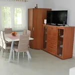 Lucija Jurkovic Апартаменты Малинска