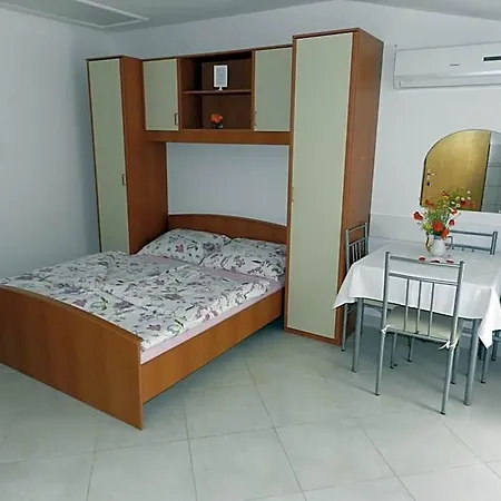 Apartmán Lucija Jurkovic *
