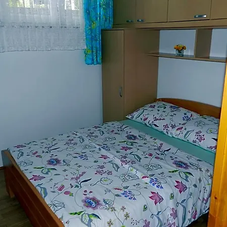 Lucija Jurkovic Apartmán *
