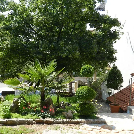 Lucija Jurkovic Lejlighed *