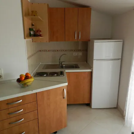 Lucija Jurkovic * Malinska