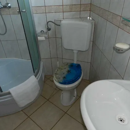 Lucija Jurkovic * Malinska